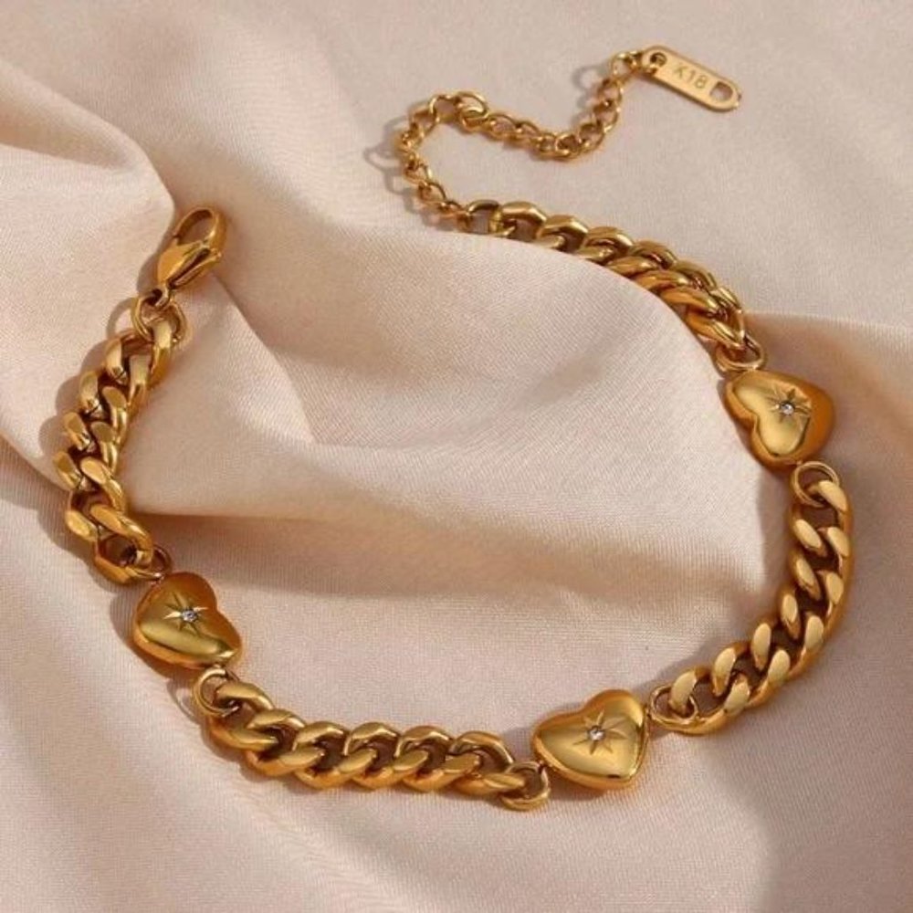 New 18K Gold Cuban Link Chain Heart Charm Bracelet, NICE BRACELET, CUTE BRACELET - Picture 2 of 7